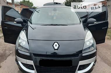 Renault Scenic  2011