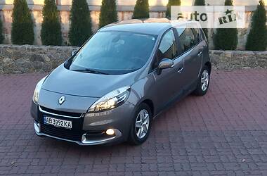 Renault Scenic  2012