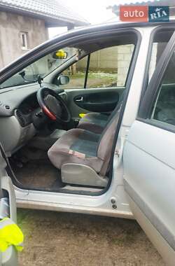 Renault Scenic 2003