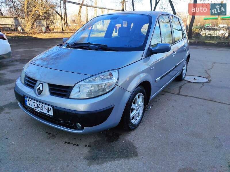 Renault Scenic 2004 року в Івано-Франківську