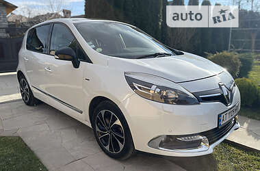 Renault Scenic  2015