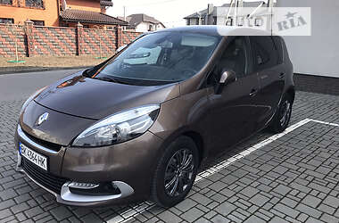 Renault Scenic  2012