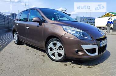 Renault Scenic  2010