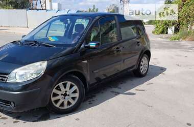 Renault Scenic  2004