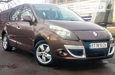 Renault Scenic  2010