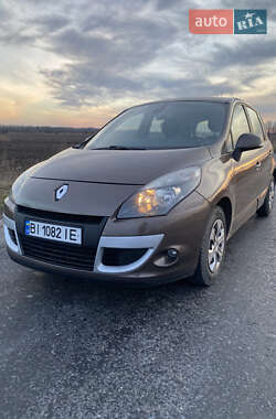 Renault Scenic  2009