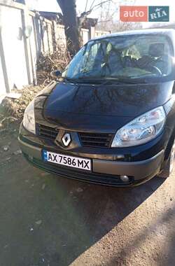 Renault Scenic  2005