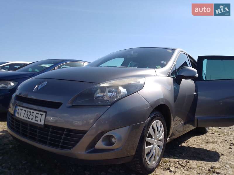 Renault Scenic 2010 року в Івано-Франківську