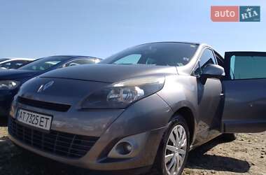 Renault Scenic  2010
