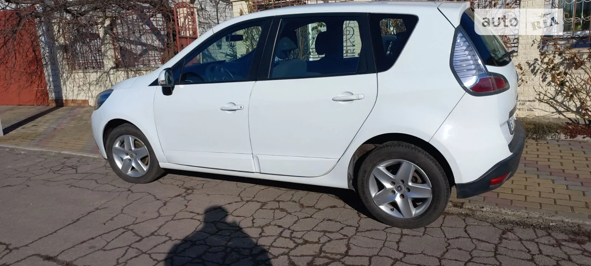 Renault Scenic 2015 VIN VF1JZ0C0H53690324 фото оголошення 3 з 15