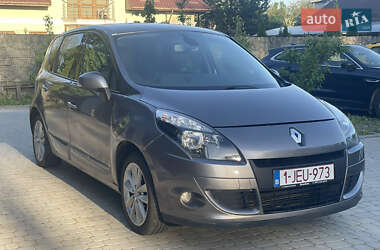 Renault Scenic  2010