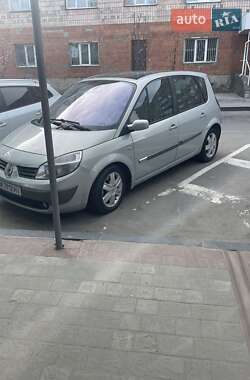 Renault Scenic  2004