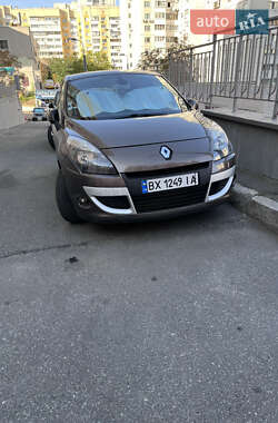 Renault Scenic  2010