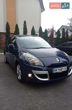 Renault Scenic  2010