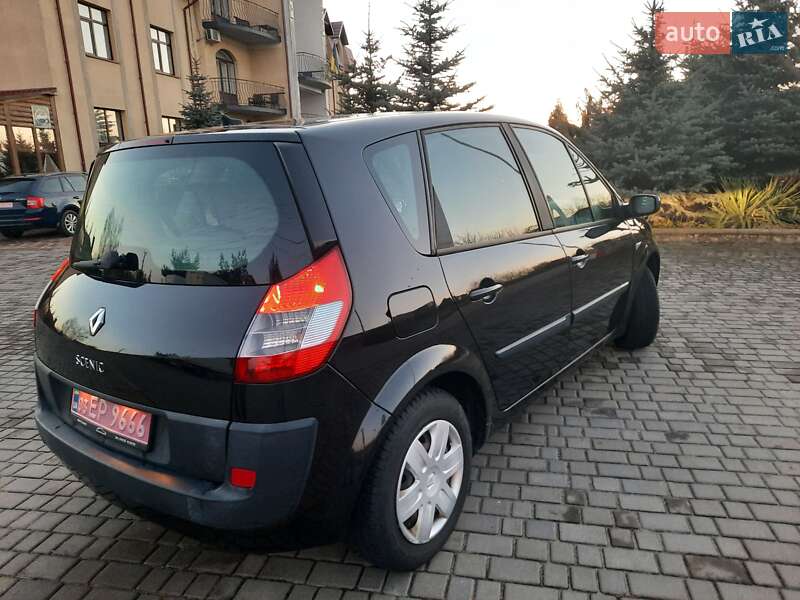 Минивэн Renault Scenic 2006 в Дубно