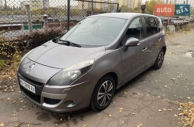 Renault Scenic  2011