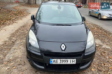 Renault Scenic  2010