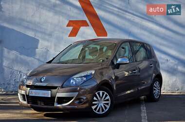Renault Scenic  2010