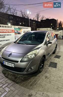 Renault Scenic 2011