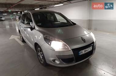 Renault Scenic  2011