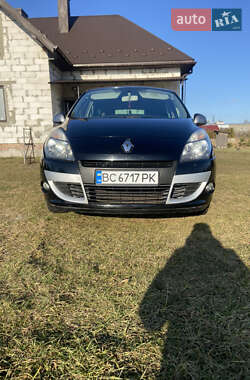 Renault Scenic  2010