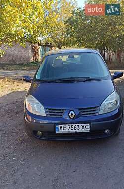 Renault Scenic  2004