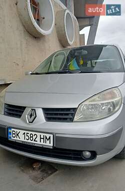 Renault Scenic  2004