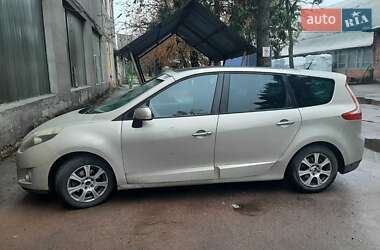 Renault Scenic  2009