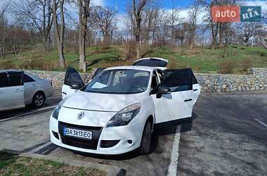 Renault Scenic  2010