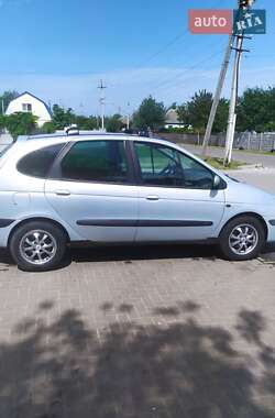 Renault Scenic  2002