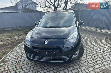 Renault Scenic  2010