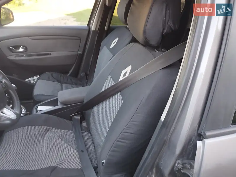 Renault Scenic 2011