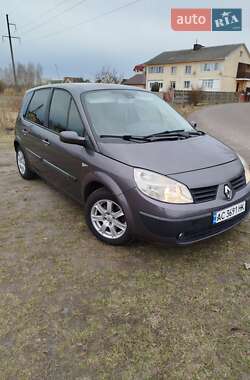 Renault Scenic  2004