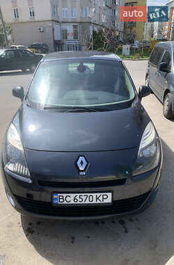 Renault Scenic  2011