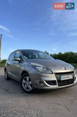 Renault Scenic  2010