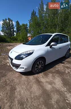 Renault Scenic  2011