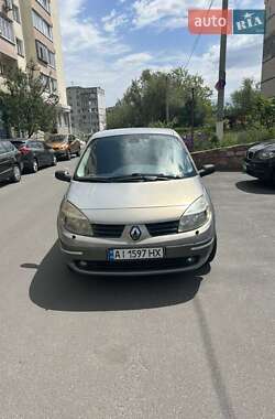 Renault Scenic  2005