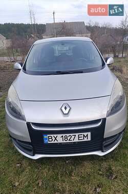 Renault Scenic  2012