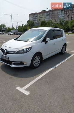 Renault Scenic  2014