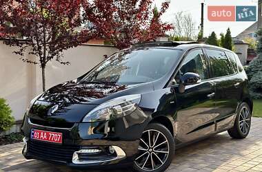 Renault Scenic  2012
