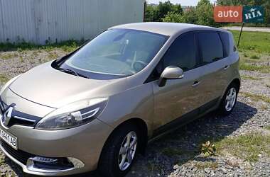 Renault Scenic  2012