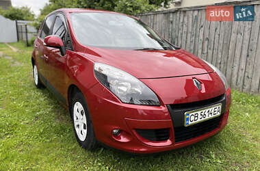 Renault Scenic  2010