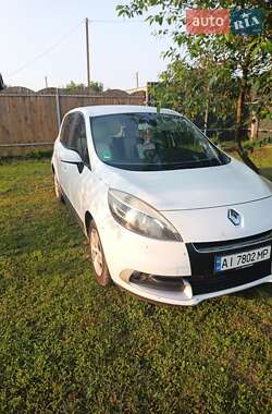 Renault Scenic  2012