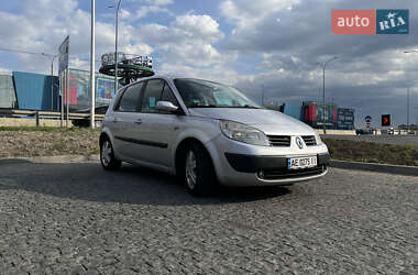Renault Scenic  2005