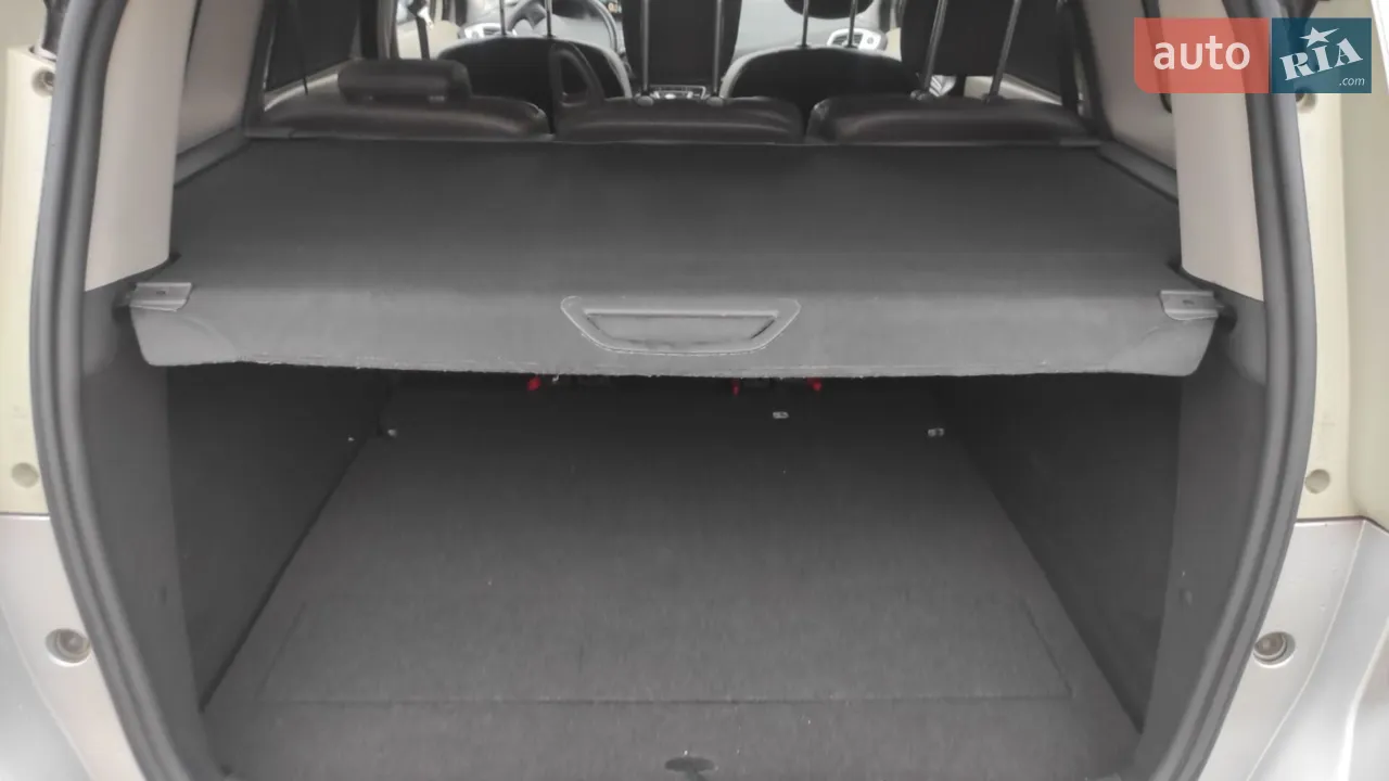 2014 Renault Scenic - мініатюра 2