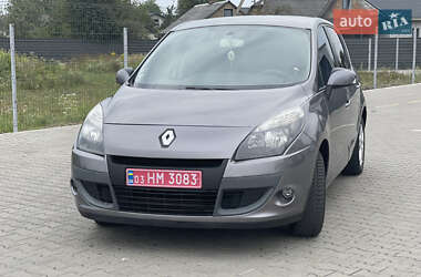 Renault Scenic  2011
