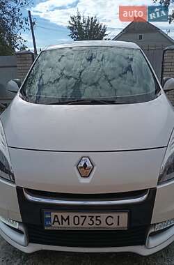 Renault Scenic 2012