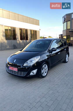 Renault Scenic  2011