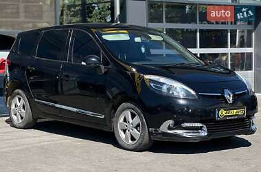 Renault Scenic  2012
