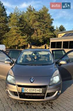 Renault Scenic  2011